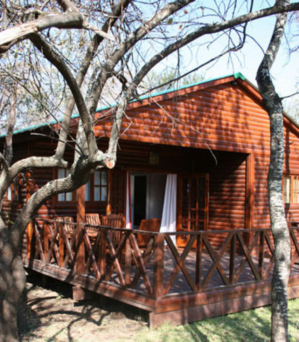 Intaba Thulile Hotel Maanhaarrand Exterior photo